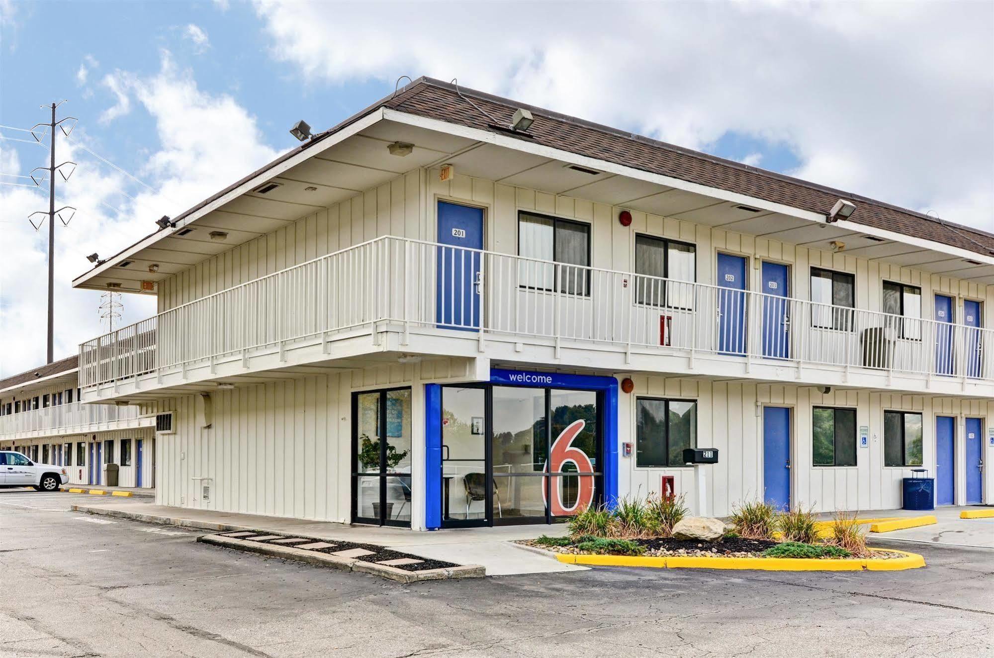 Motel 6-Pittsburgh, Pa - Crafton Exterior photo