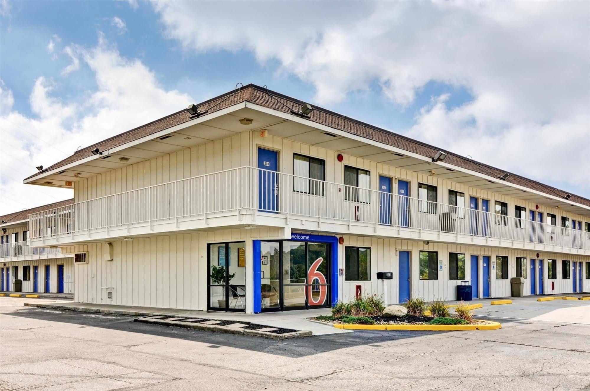 Motel 6-Pittsburgh, Pa - Crafton Exterior photo